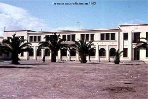 122 - AERODROMES ET BASES 1945-1962-1-ORAN LA SENIA BA 141 (62)